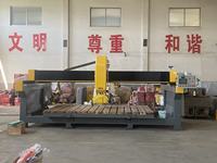 Machine de découpe à pont 3 axes 15 kW, longueur max. 3200 mm, contrôlée par PLC, pour le façonnage et le perçage de dalles de granit/marbre