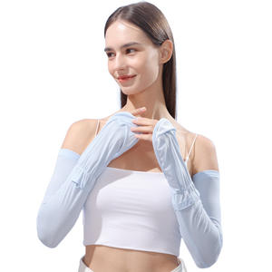 ปลอกแขนป้องกันแสงแดดสำหรับผู้หญิง ผ้าไหมน้ำแข็งสำหรับฤดูร้อน เหมาะสำหรับกิจกรรมกลางแจ้ง ปั่นจักรยาน ขับรถ ตกปลา สีพื้น สีชมพูเชอร์รี่ สีฟ้าคริสตัล - Product Image 3