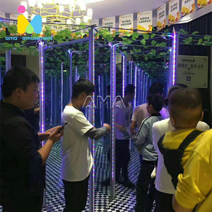 <span class=keywords><strong>Laberinto</strong></span> <span class=keywords><strong>de</strong></span> <span class=keywords><strong>Espejos</strong></span> <span class=keywords><strong>de</strong></span> Nuevo Diseño, Parque Temático Interior, Juegos Mecánicos Personalizados, <span class=keywords><strong>Laberinto</strong></span> <span class=keywords><strong>de</strong></span> <span class=keywords><strong>Espejos</strong></span> en Venta - Product Image 4