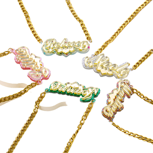 Collana con Doppio Nome Personalizzato in Acrilico Colorato, Ciondolo Femminile Raffinato e Lucido in Acciaio Inossidabile Stile Europeo e Americano - Product Image 1