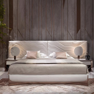 <span class=keywords><strong>Lit</strong></span> double en cuir <span class=keywords><strong>de</strong></span> vache importé <span class=keywords><strong>de</strong></span> luxe italien léger couche supérieure 1.8m Chambre à coucher principale <span class=keywords><strong>Lit</strong></span> d'art en cuir brodé <span class=keywords><strong>de</strong></span> luxe haut <span class=keywords><strong>de</strong></span> gamme - Product Image 3