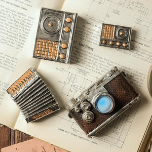 Juego de Figuras de Resina <span class=keywords><strong>Vintage</strong></span> - <span class=keywords><strong>Mini</strong></span> Estatuas Retro de Fonógrafo y Cámara para Decoración del Hogar y Accesorios de Fotografía - Product Image 5