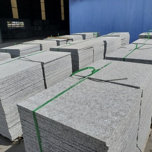 หินแกรนิตสีเหลืองทองคุณภาพสูงจากเวียดนาม ผ่านกระบวนการเผา สำหรับปูกระเบื้องผนังและพื้น - Product Image 2