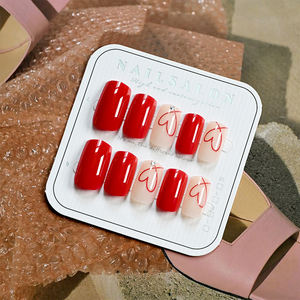 24 Uds Rojo Negro amor prensa en las <span class=keywords><strong>uñas</strong></span> <span class=keywords><strong>cortas</strong></span> cuadradas <span class=keywords><strong>uñas</strong></span> postizas usables puntas de <span class=keywords><strong>uñas</strong></span> postizas para mujeres Día de San Valentín puntas de bricolaje - Product Image 4