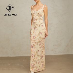 Robe décontractée élégante de haute qualité, robe à bretelles à petites fleurs, OEM personnalisé, 100% rayonne, tissu doux, robe maxi - Product Image 2