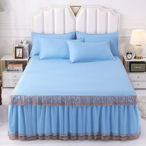 Falda de Cama Antideslizante y Antipolvo, Juego de Tres Piezas de Sábanas y Fundas de Almohada Estilo Princesa - Product Image 1