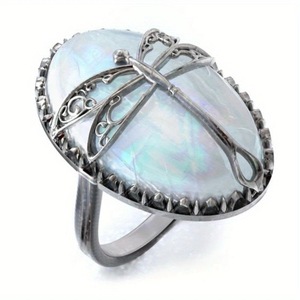 Anello Vintage da Donna, Gioiello Minimalista e Vistoso, Accessorio Moda Quotidiano - Product Image 1