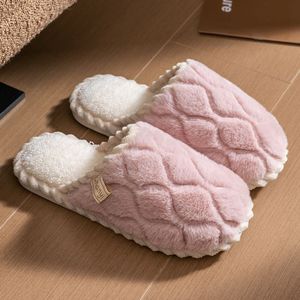 Chaussons d'hiver pour femmes et hommes, taille universelle, antidérapants, doux et chauds, chaussures d'intérieur pour l'hiver - Product Image 1