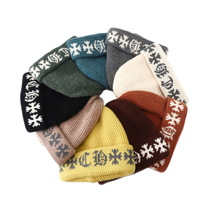 Nuevo Gorro de Punto Cálido de Invierno con Diseño de Letras, Patrón Jacquard, Gorros de Lana para Mujer, Gorro Casual Holgado para Hombre con Cabeza Grande - Product Image 1