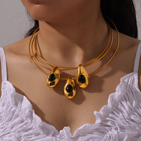 Collier Pendentif en Acier Inoxydable Plaqué Or 18 carats avec Agate et Cordon en Cuir, Bijoux Tendance pour Fête et Cadeau