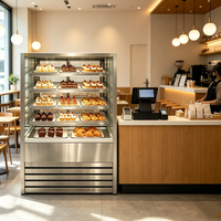 Vitrine chauffante commerciale sur pied pour la présentation des aliments, idéale pour les cafés, boulangeries et restaurants