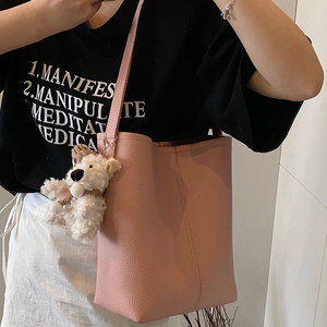 Comfortable and stress-relieving everyday <b>bag</b>, lightweight urban <b>bag</b>, <b>wide</b> shoulder <b>strap</b> <b>crossbody</b> <b>bag</b> - Product Image 4