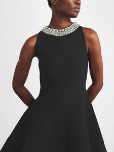 เดรสไหมพรมสีดำทรงมินิ วินเทจ ประดับเพชร คอทรงโอ แขนกุด ระบายอากาศ กระชับหน้าท้อง ทรงปกติสำหรับผู้หญิง ช่วงเอว - Product Image 4