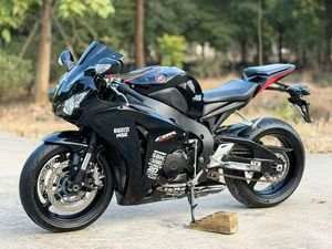 Motocicleta Usada Hona CBR1000 de Gasolina - Product Image 3
