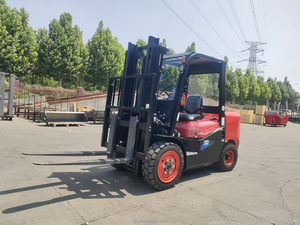 Ruijie CPC30 4x4 Drive <strong>Diesel</strong> <strong>All</strong> <strong>Terrain</strong> <strong>Forklift</strong> 3 Ton Three Stage Mast Pneumatic Tire for Farm Use - Product Image 5