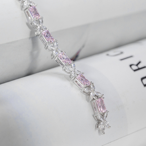 Venta al por mayor diseño original mariposa latón joyería corte <span class=keywords><strong>de</strong></span> hielo alto cartón diamante tenis pulsera <span class=keywords><strong>para</strong></span> <span class=keywords><strong>mujer</strong></span> regalo <span class=keywords><strong>de</strong></span> <span class=keywords><strong>aniversario</strong></span> - Product Image 5