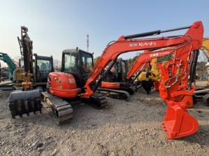 Miniexcavadora Kubota Usada con Rendimiento Estable para Pequeñas Construcciones y Trabajos Públicos - Product Image 2