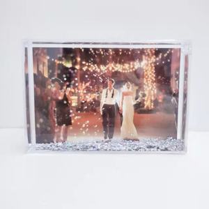 Cadre photo liquide en acrylique personnalisé sur le thème de la nouvelle conception <span class=keywords><strong>2022</strong></span>, 4*6 <span class=keywords><strong>pouces</strong></span>, photos de mariage, souvenir, cadre photo liquide - Product Image 3
