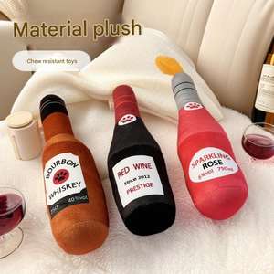 Sıcak satış yeşil bira alkol şişe gıcırtılı köpek oyuncaklar toptan peluş oyuncak köpek moda lüks yumuşak Plushdog interaktif oyuncaklar - Product Image 2