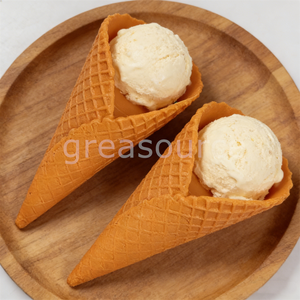 Figurine réaliste de cornet de gaufre et de crème glacée, en plastique PVC écologique, coque imitation croquante, décoration alimentaire factice réaliste, motif cœur - Product Image 2