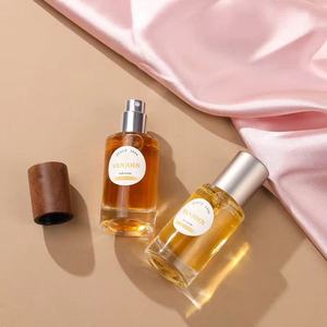 ขวดน้ำหอมแก้วแบบสกรูคอขวด ขนาด 20 มล. ฝาไม้ มีสินค้าในสต็อก บรรจุภัณฑ์เครื่องสำอางแบบเติมได้ - Product Image 1