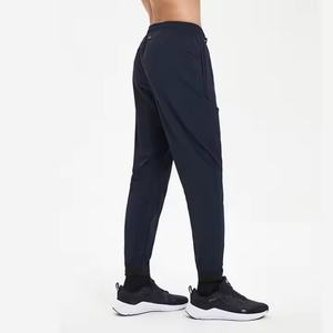 กางเกงจ็อกเกอร์ผู้ชาย น้ำหนักเบา แห้งเร็ว คุณภาพสูง ผ้ายืดไนลอนผสมสแปนเด็กซ์ สำหรับเล่นกีฬาและกอล์ฟ - Product Image 3