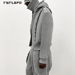 Conjunto de Sudadera <span class=keywords><strong>con</strong></span> Capucha Desestructurada Vanguardista para <span class=keywords><strong>Hombre</strong></span>, <span class=keywords><strong>con</strong></span> Detalles en Tejido 3D, Parches y Forro Polar Ecológico, <span class=keywords><strong>Traje</strong></span> Urbano de Alta Gama - Product Image 1