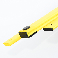Accessoires d'affichage bande d'angle en plastique profil pvc en plastique mince profil personnalisé profil en plastique pp coin pvc