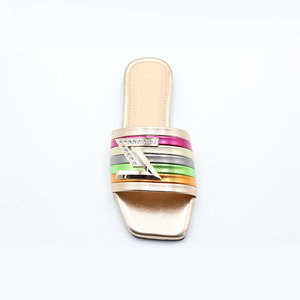 Nuovi Sandali Piatti con Punta Quadrata in Pelle PU Effetto Ghiaccio, Sandali Aperti con Cinturino Incrociato, Sandali da Spiaggia Slip-On per Donne - Product Image 5