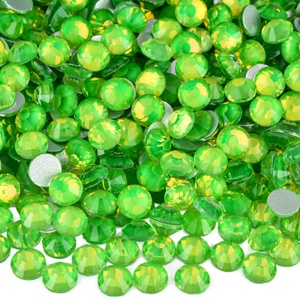 Strass en verre cristal OLeeya SS3-SS50 en gros, non thermocollants, à dos plat, pour costumes de danse faits main - Product Image 3