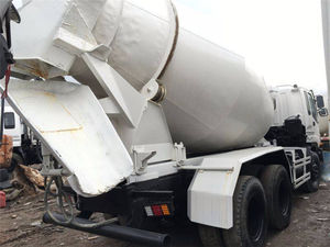 Used concrete mixer truck Isuzu 9M3 Second hand Hino Nissan Isuzu 9M3 for sale - Product Image 5