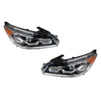 Accessoires automobiles : Phares halogènes et phares à diodes électroluminescentes (LED), avec une gamme complète de modèles de phares