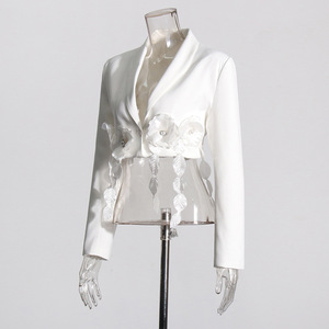 Ocstrade Blazer blanc élégant de haute qualité à un bouton pour femmes Veste de costume 3D à volants à fleurs Col en V à manches longues Veste <span class=keywords><strong>courte</strong></span> pour femmes - Product Image 4