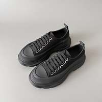 Chaussures en toile noires haut de gamme à semelle épaisse, tendance, baskets décontractées pour hommes et femmes