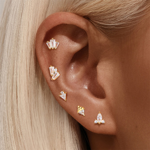 Nouvelles Boucles d'oreilles clous en argent sterling S925 doré, à filetage interne, plates, géométriques, carrées, style diamant - Product Image 2