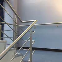 Rampe d'escalier pour terrasse extérieure Rampe de balcon en acier inoxydable 304 Montage de rampes pour escalier de patio Système de rampes en verre