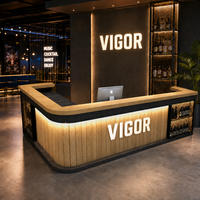Comptoir de réception en bois en forme de L de style industriel avec éclairage LED, bureau de réception pour restaurant, café, boîte de nuit, hôtel, personnalisable