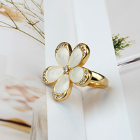 Cincin Baja Tahan Karat Desain Bunga Wangi Cangkang Perhiasan 24K Fashion Wanita Gaya Klasik Hadiah Pesta Godaan Peri Manis