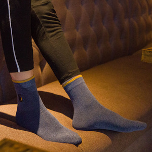 Chaussettes de <span class=keywords><strong>golf</strong></span> brodées pour hommes, chaussettes en coton décontractées à contraste de couleurs, chaussettes de sport de luxe, fabrication OEM, vente en gros - Product Image 2
