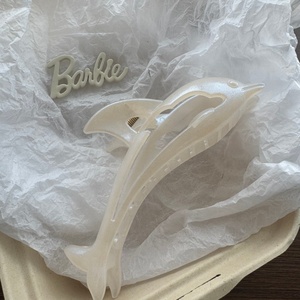 Pinza de Pelo de Plástico con Diseño de Delfín y Perlas Brillantes, Accesorio para el Cabello a la Moda para el Día de San Valentín, Resistente al Agua, Verano 2026, 13 cm - Product Image 5