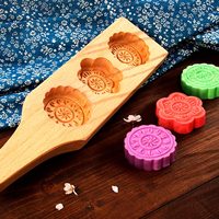マフィンムーンケーキクッキービスケットチョコレートパンプキンパイのための優待価格ムーンケーキモールド3花の形