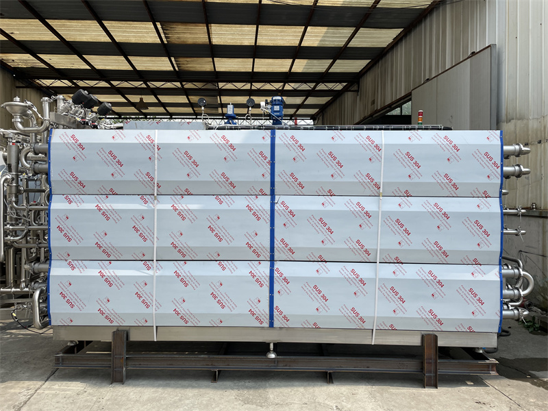 Industrial UHT Milk Processing Machine SUS304 / 316 Material