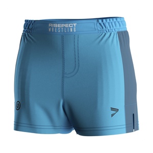 Ensemble d'entraînement de lutte pour femmes et filles : haut à manches longues zippé et short respirant et extensible - Product Image 3