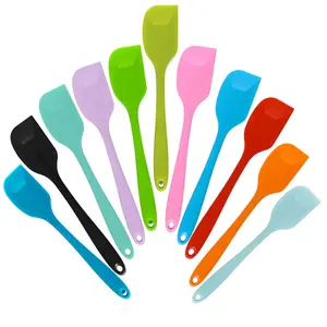 Factory Directly Accept Customized Food Graded Silicone Spatula Kitchen Silicone Spoon Baking Pastry Tools