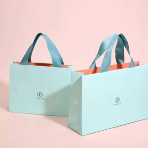 Bolsa de Compras de Lujo con Asas de Cinta de Papel Kraft Ecológica, Diseño Personalizado, para Ropa, Zapatos, Compras, Bodas - Product Image 3