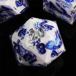 ชุดเกมกระดาน RPG รู<span class=keywords><strong>ป</strong></span>ทรงหลายเหลี่ยม ทำมือ หรูหรา เป็นมิตรกับสิ่งแวดล้อม ยี่ห้อ Mini Planetl พร้อมลูกเต๋า Dragon Dungeon DND วัสดุเรซิ่นขอบคม - Product Image 5