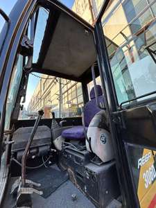 Excavatrice d'occasion Cat306D 6 tonnes sur chenilles, engin de construction, moteur, pompe, boîte de vitesses, roulement, PLC, 1 an de garantie, forte puissance de creusement - Product Image 4