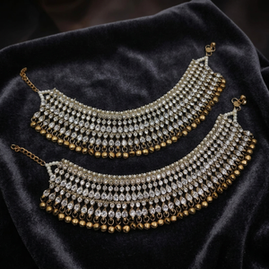 สร้อยข้อเท้าผู้หญิงแบบ Kundan ประดับมุก โลหะผสมชุบโรเดียม งานแต่งงานอินเดียแบบดั้งเดิม แฟชั่นคลาสสิกสำหรับงานปาร์ตี้ - Product Image 2