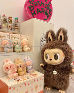 ตุ๊กตา POPMart Labubu รุ่น V2 ของแท้ 100% กล่องสุ่ม ตุ๊กตาขนนุ่ม รุ่น Macaron  ตุ๊กตาสัตว์ประหลาดสุดน่าตื่นเต้น Labubu Have a Seat กล่องสุ่ม - Product Image 3