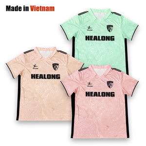 Maillots de football et uniformes de football personnalisés à manches courtes respirants par sublimation - Product Image 1